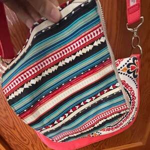 Thirty-One Studio 31 Modern Coral Tribal Stripe Interchangeable Flap Purse
